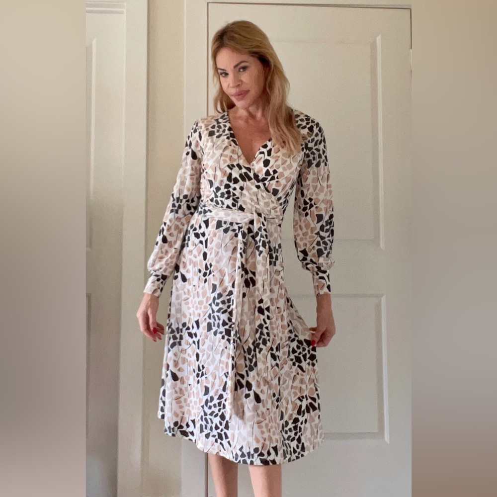 Work dress that is flirty and professional